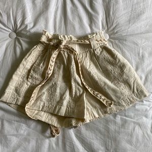 Detailed Paper Bag Shorts